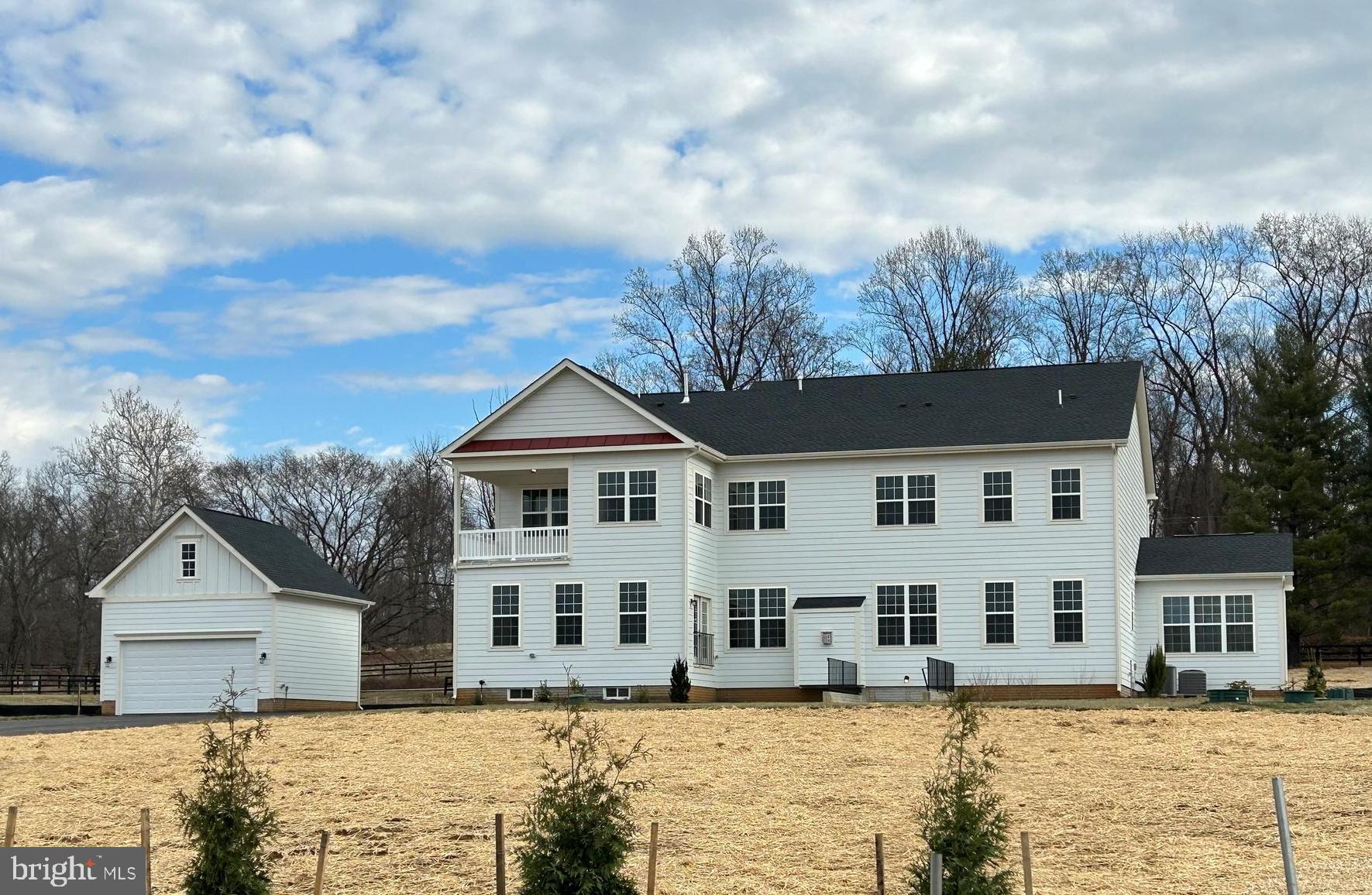 WATERFORD - Residential