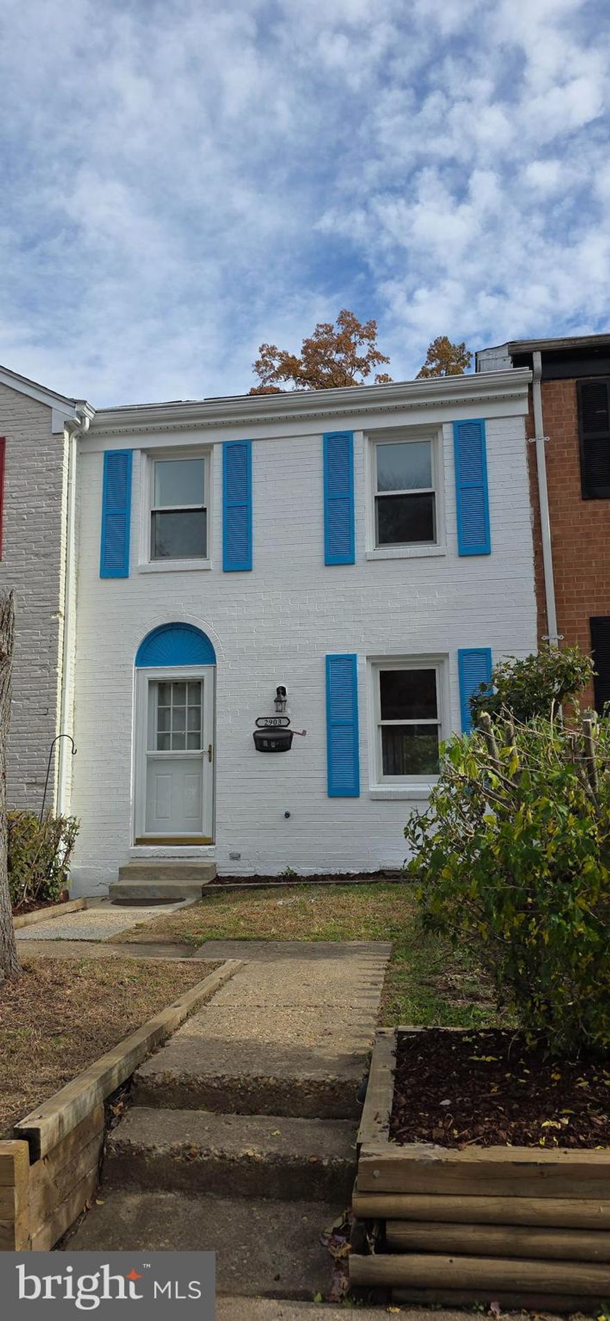 Welcome to Georgetown Village in Woodbridge, a desirable community offering easy access to I-95, Route 1, shopping, dining, and parks. This well-maintained 3-bedroom, 2.5-bath townhome features over 1,400 sq ft of living space across three levels. The classic brick exterior, assigned parking, and private backyard add great curb appeal. Inside, enjoy bright living and dining areas, a spacious kitchen, and generously sized bedrooms. The finished basement provides versatile space for a rec room, home office, or extra storage. With public utilities, central A/C, and a low HOA, this move-in-ready home blends comfort, convenience, and value in a prime Woodbridge location!