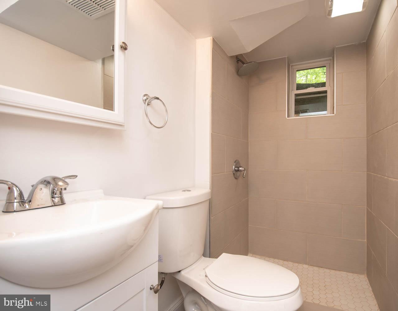 GLENWOOD PARK - Residential