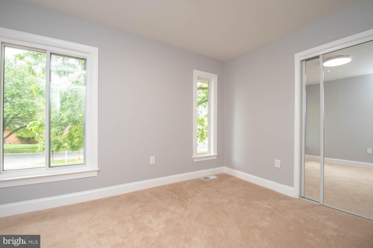 GLENWOOD PARK - Residential