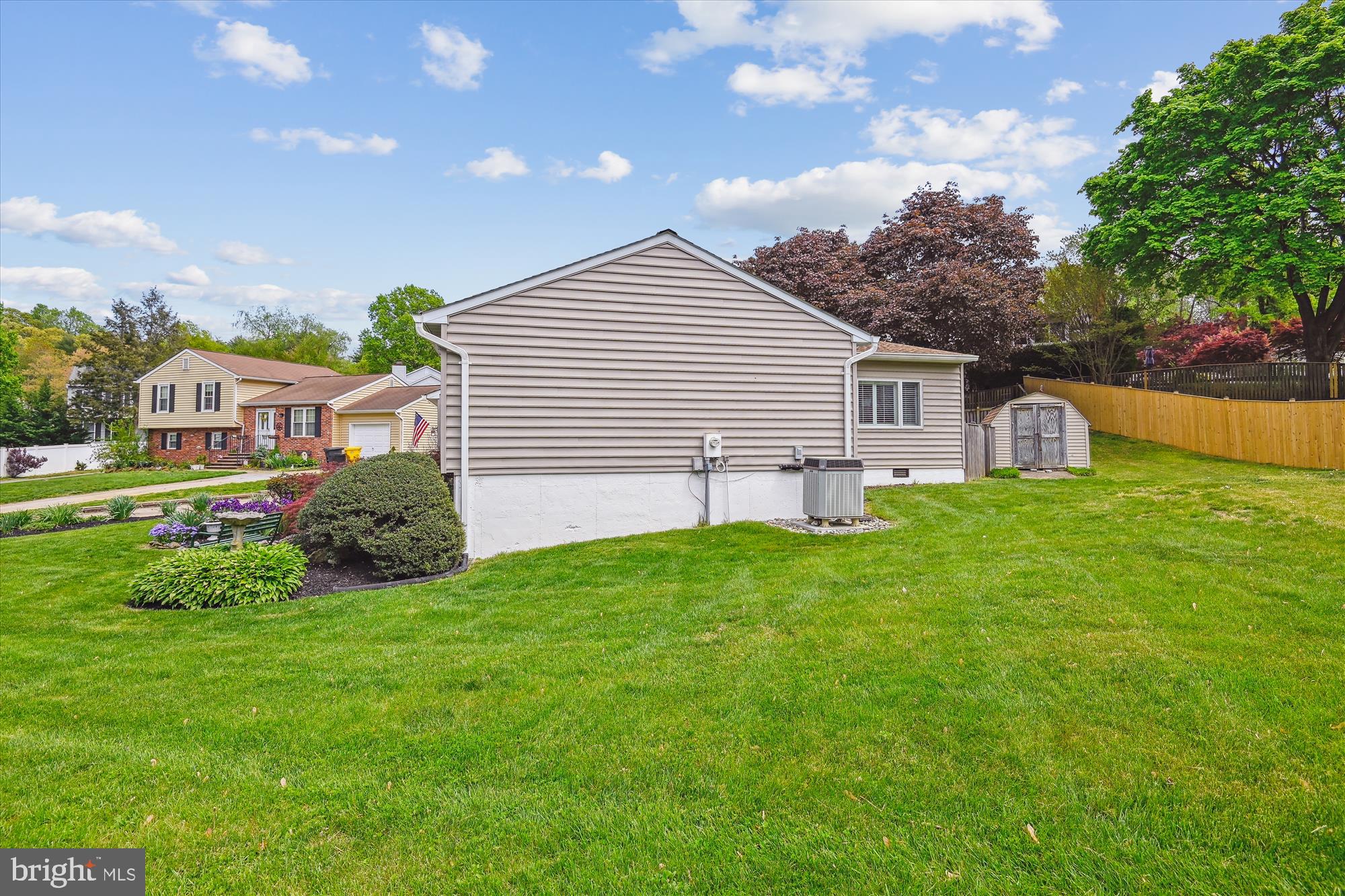 438 HAVEN HOLME COURT