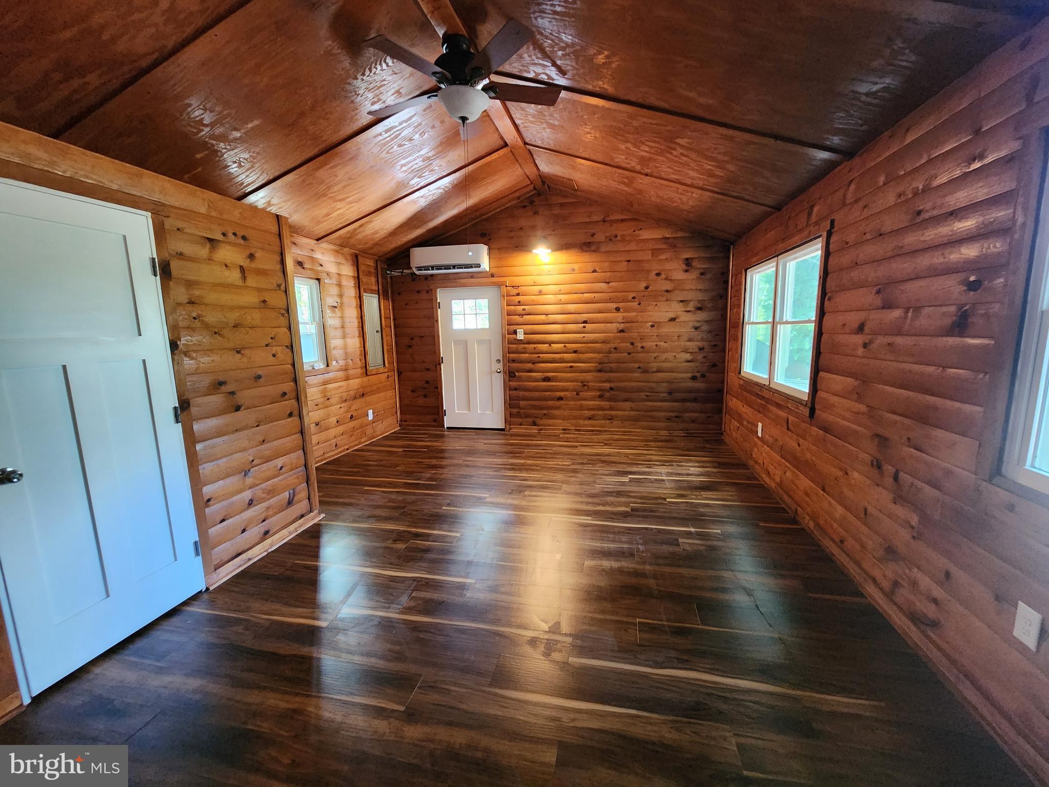 BUFFALO RIDGE RANCHETTES - Residential