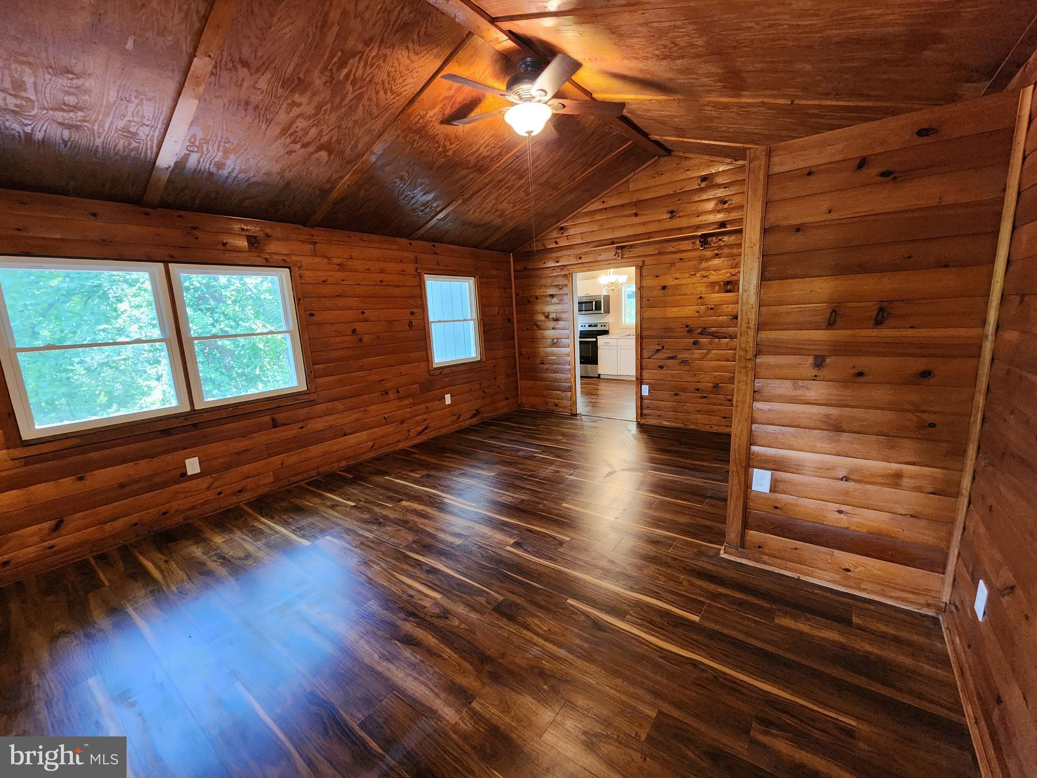 BUFFALO RIDGE RANCHETTES - Residential