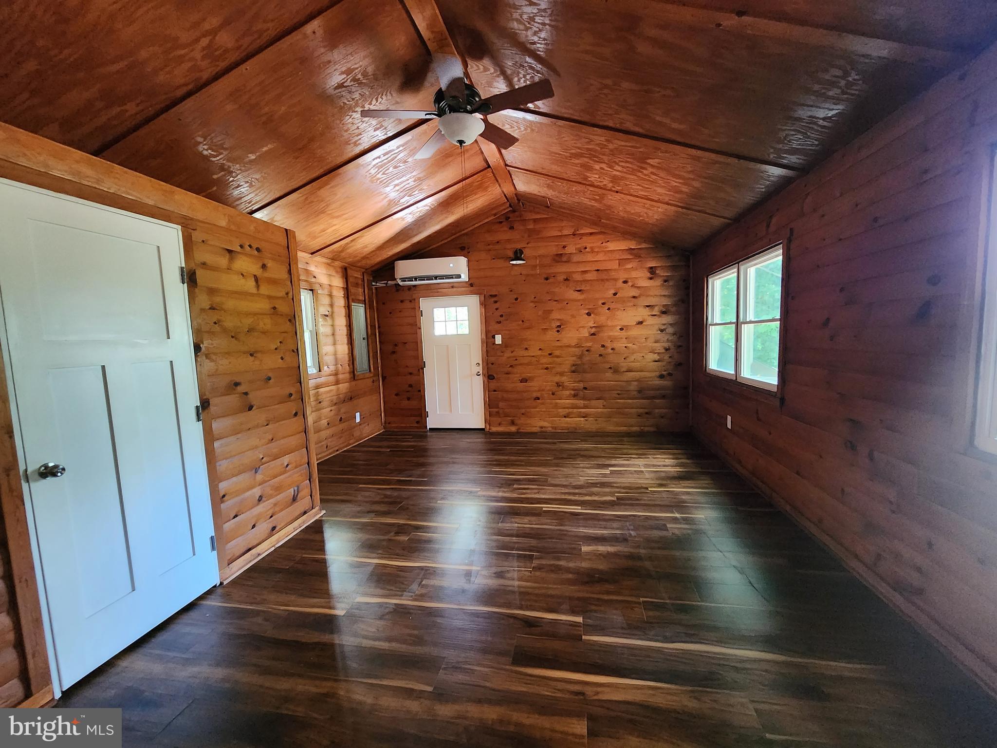 BUFFALO RIDGE RANCHETTES - Residential