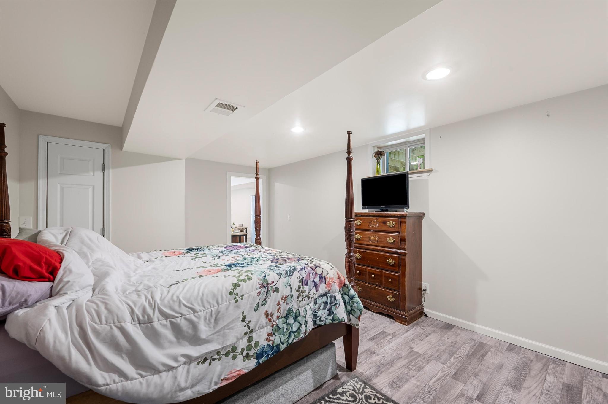 SHERIDAN ESTATES - Residential