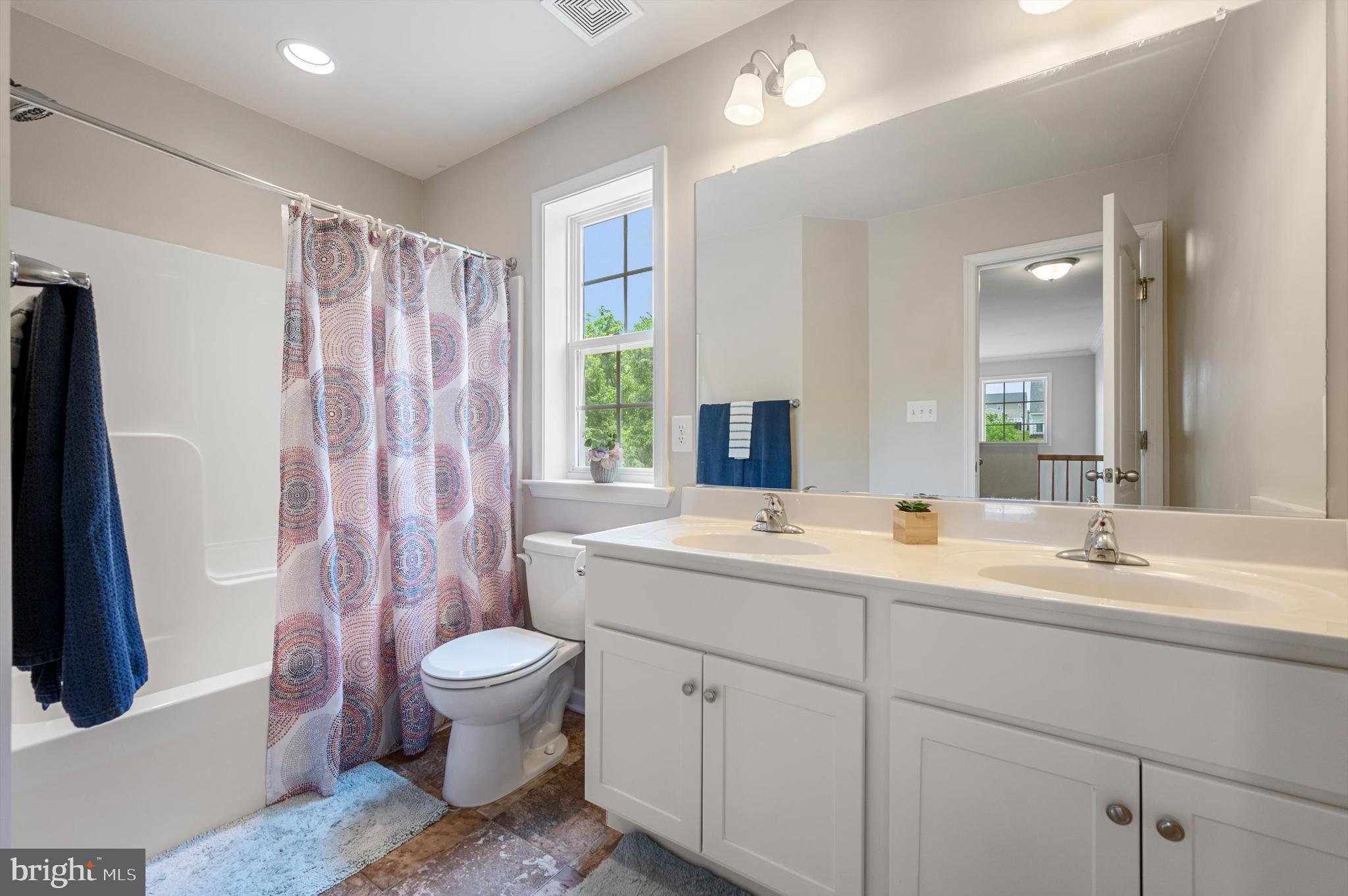 SHERIDAN ESTATES - Residential