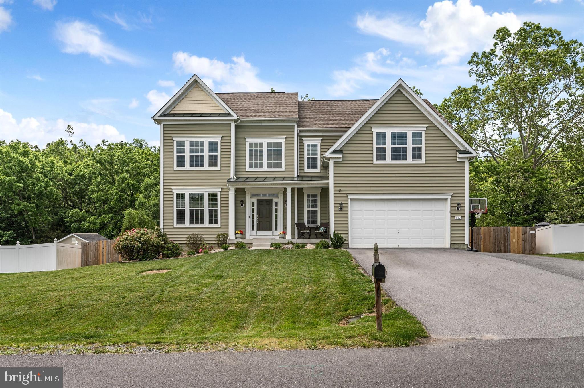 SHERIDAN ESTATES - Residential