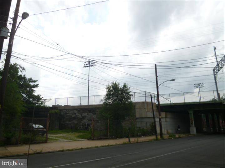 PHILADELPHIA (NORTH) - Residential Lease