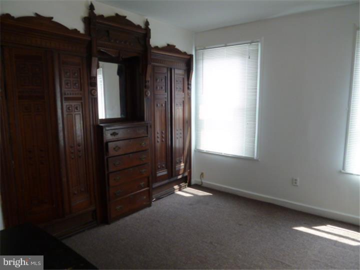 PHILADELPHIA (NORTH) - Residential Lease