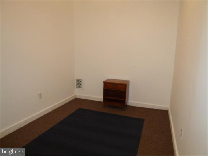PHILADELPHIA (NORTH) - Residential Lease