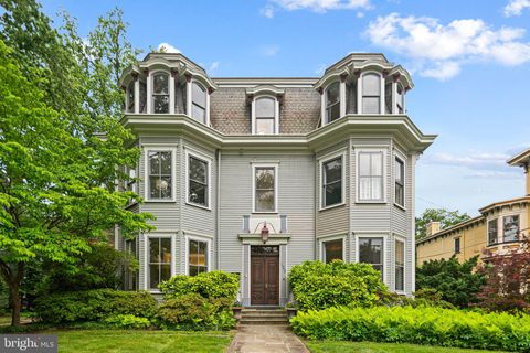 120 KINGS HIGHWAY W HADDONFIELD NJ 08033