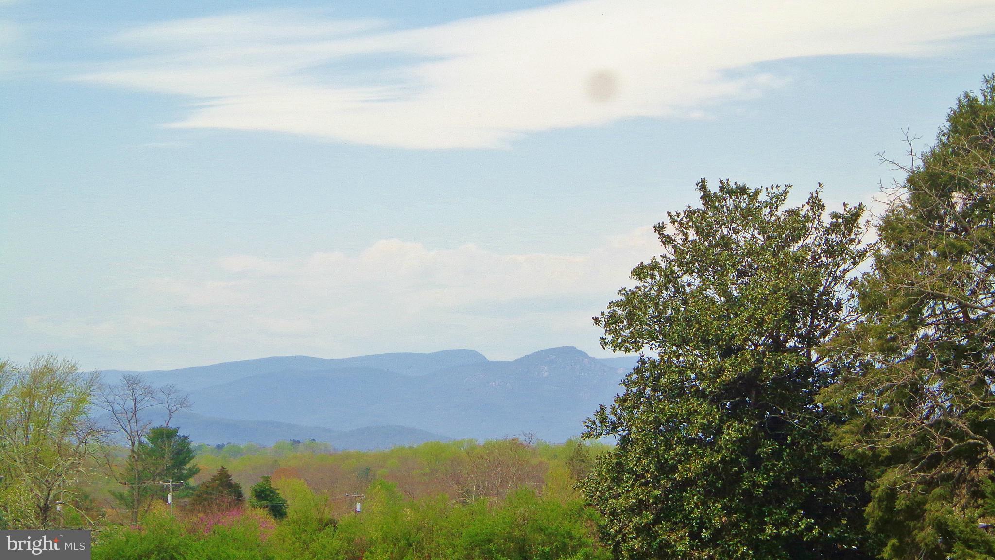 STONEHOUSE MTN - Residential