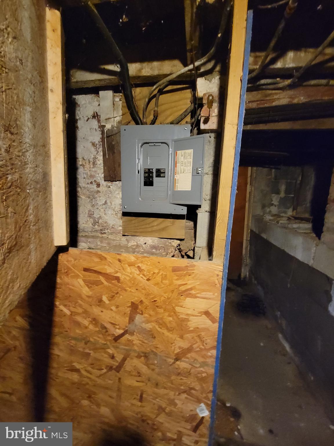 MIDTOWN EDMONDSON - Residential