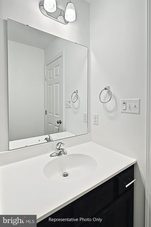 THE TOWNES AT BRIAR CREEK - Residential