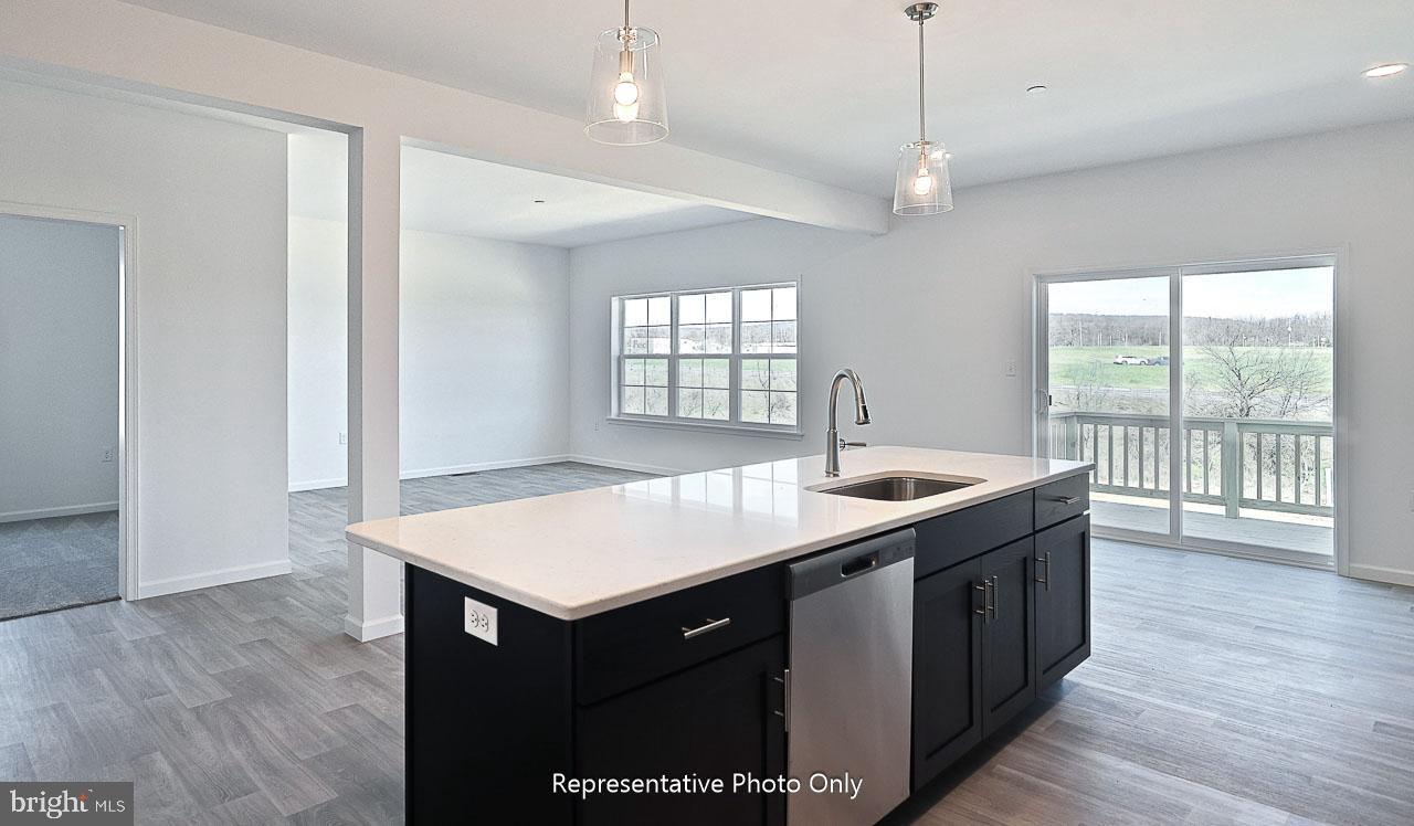 THE TOWNES AT BRIAR CREEK - Residential