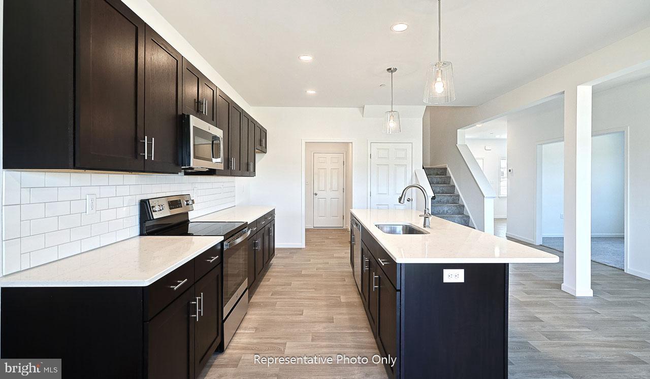 THE TOWNES AT BRIAR CREEK - Residential