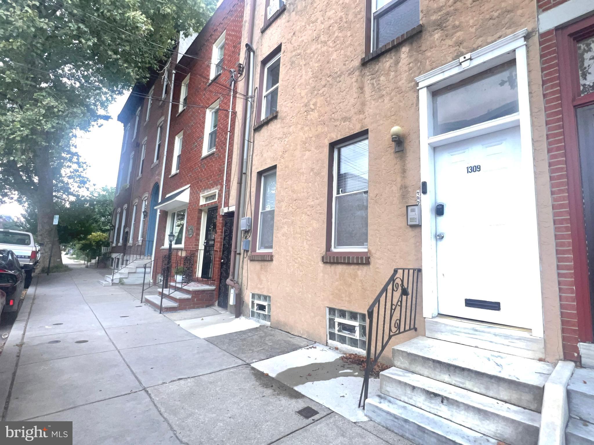 FISHTOWN - Residential Lease