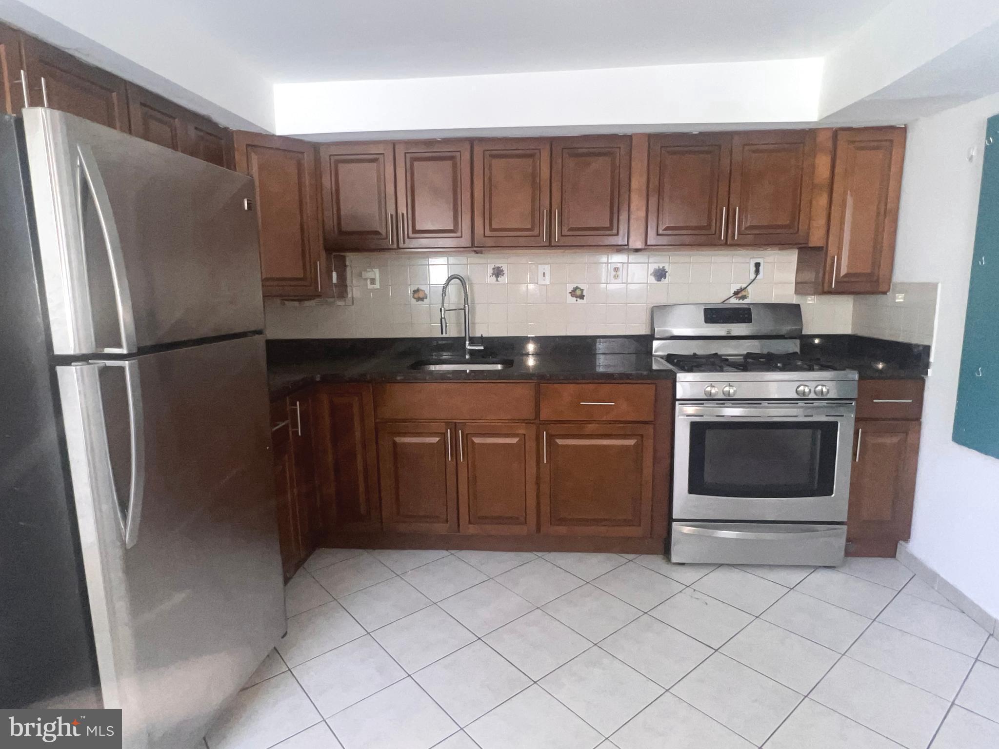 FISHTOWN - Residential Lease