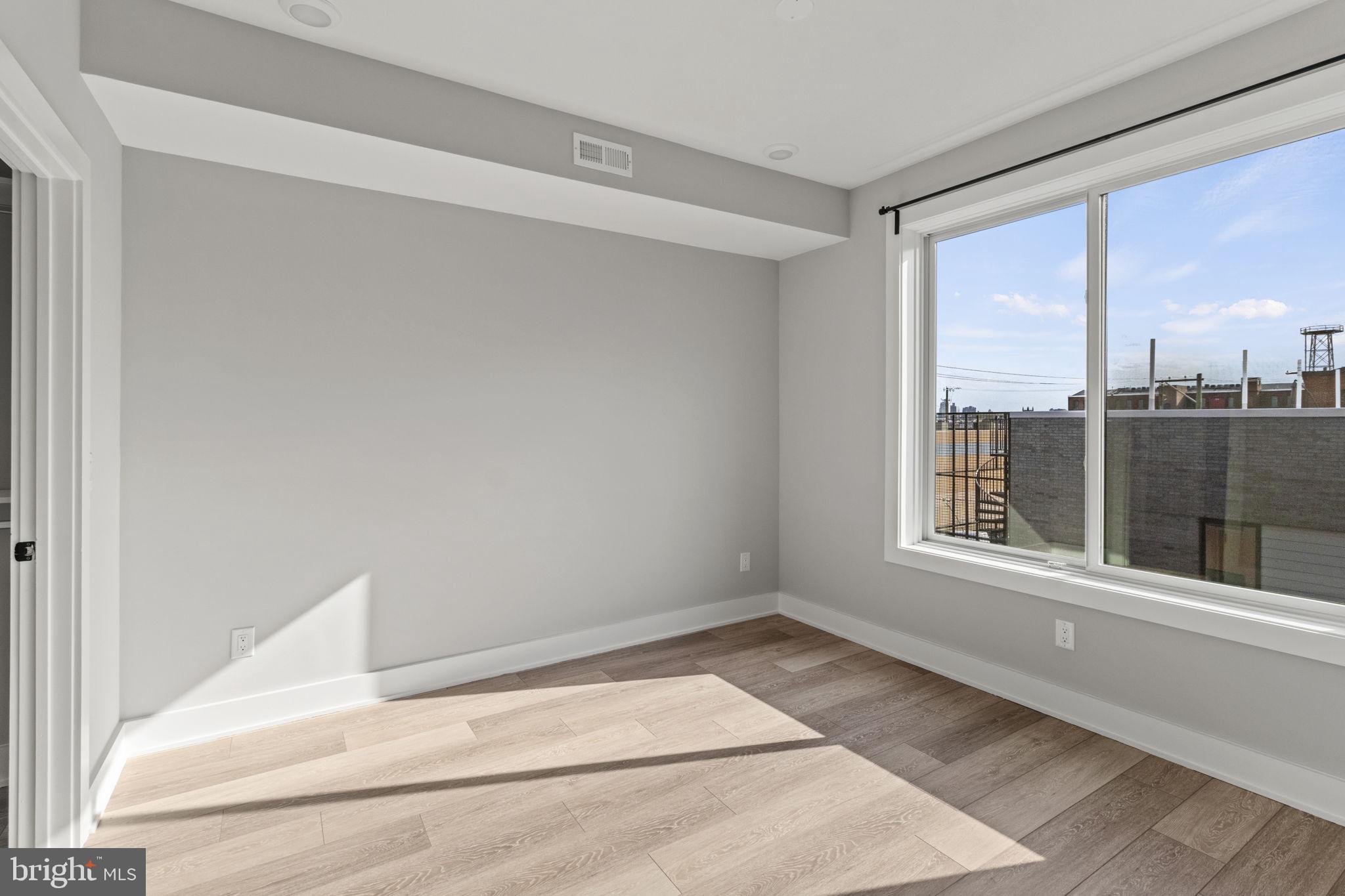 FISHTOWN - Residential Lease