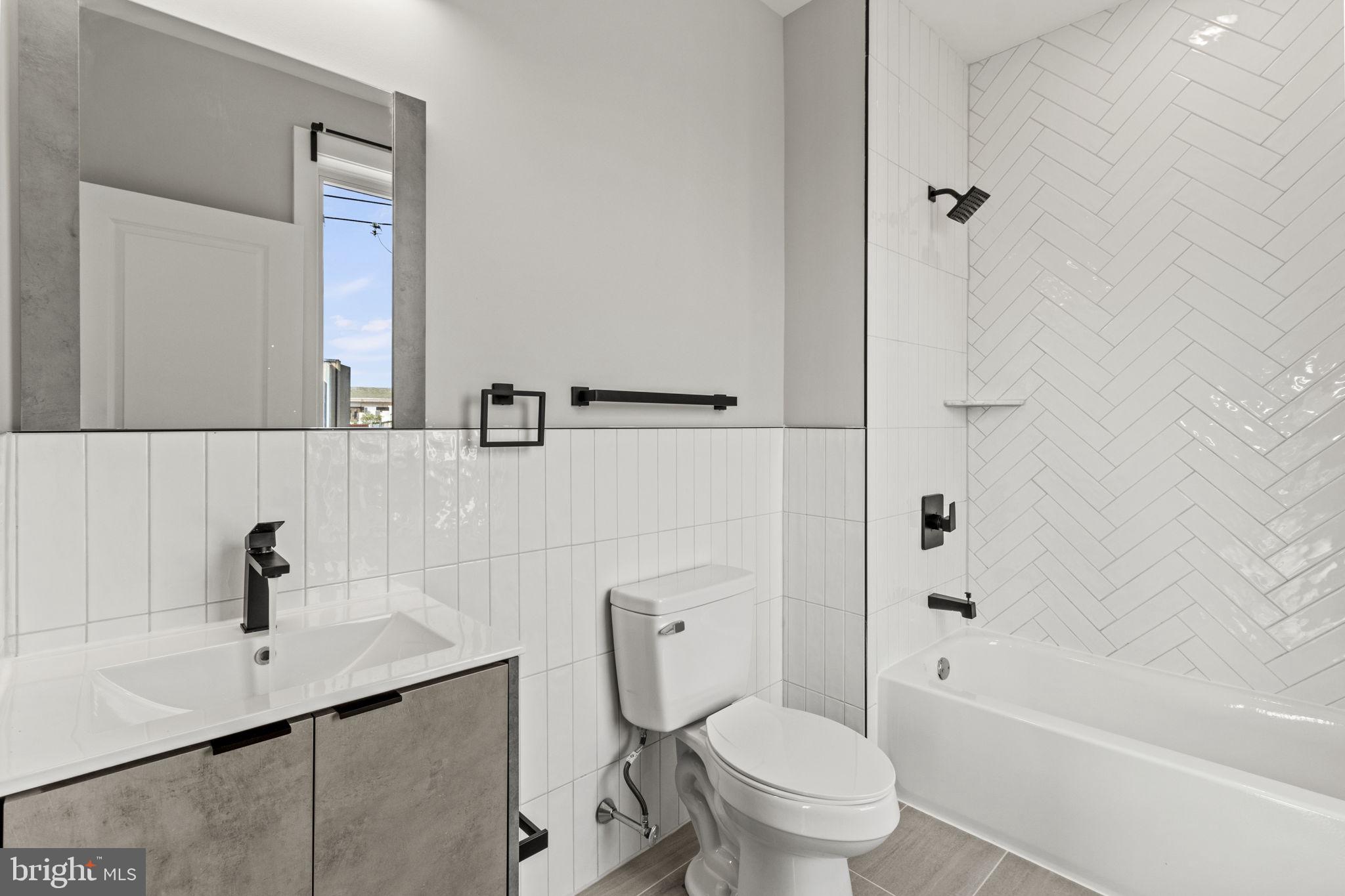 FISHTOWN - Residential Lease