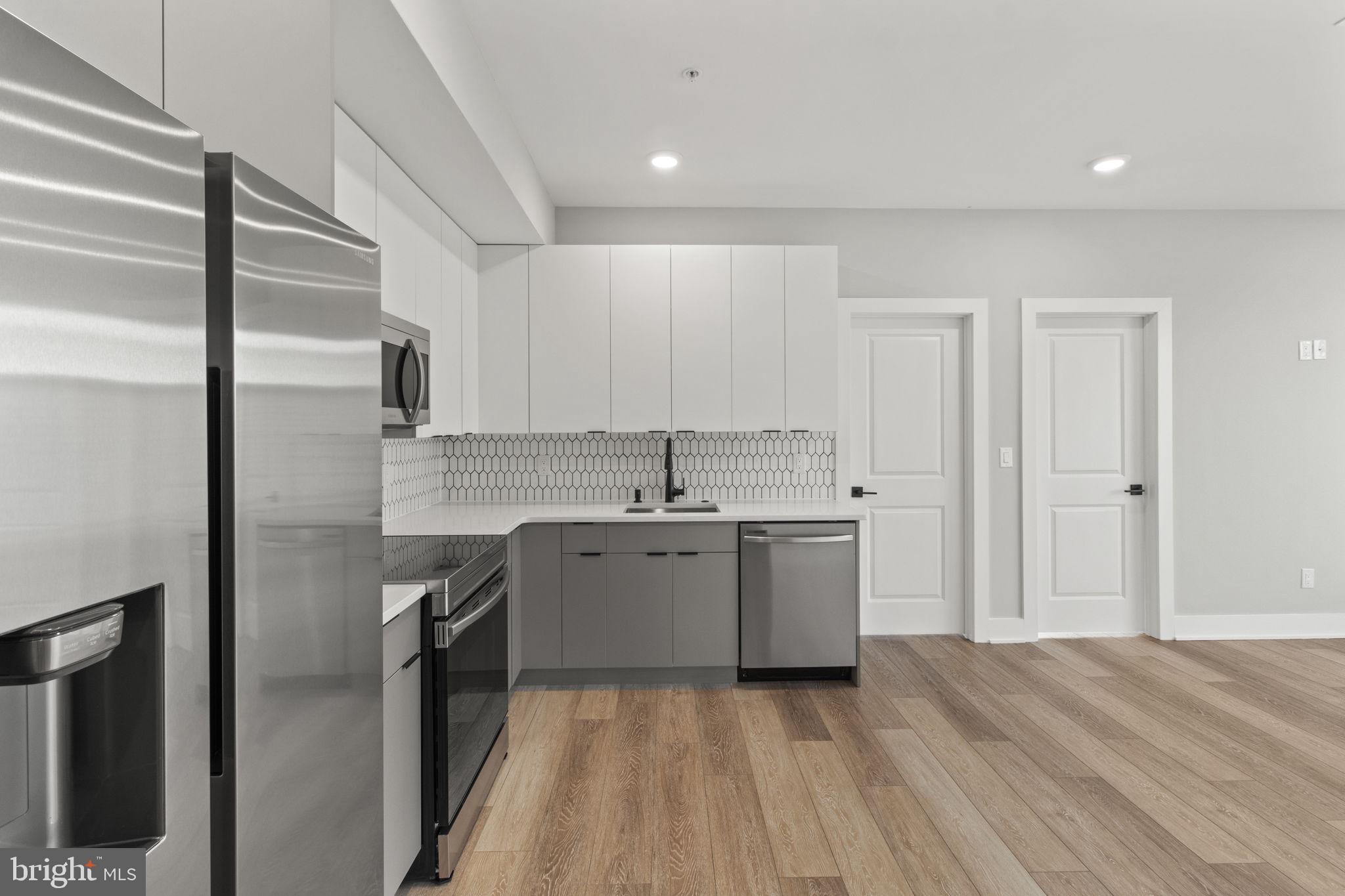 FISHTOWN - Residential Lease