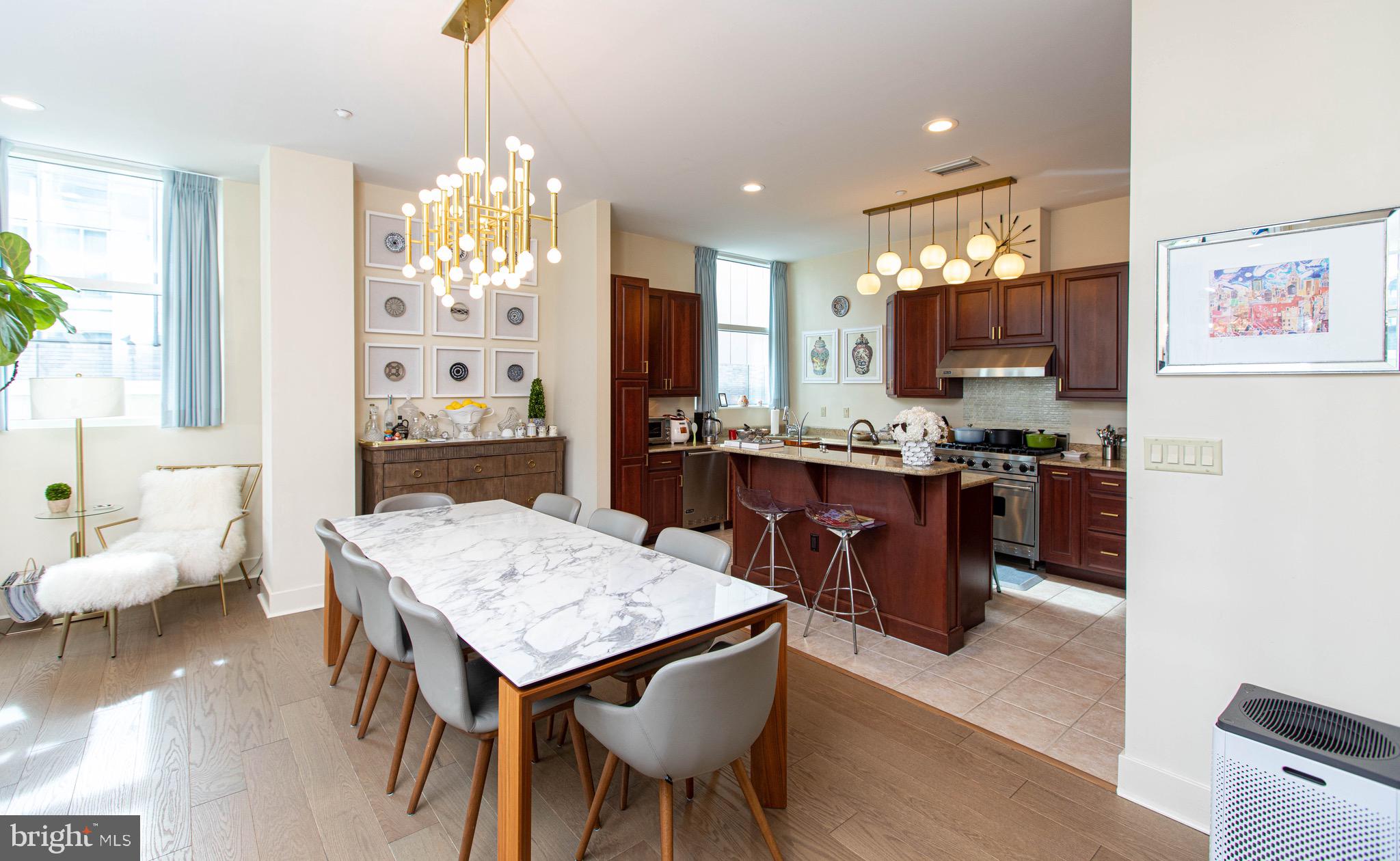 RITTENHOUSE SQUARE - Residential