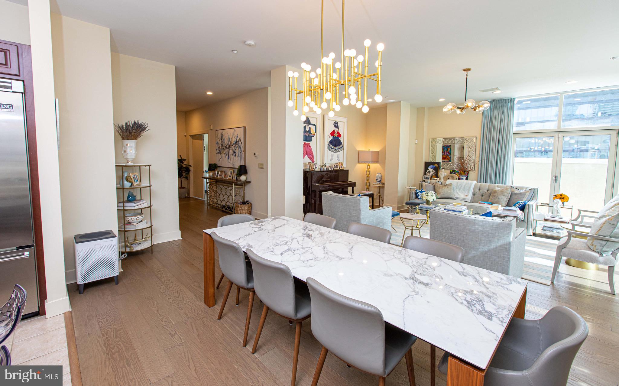 RITTENHOUSE SQUARE - Residential