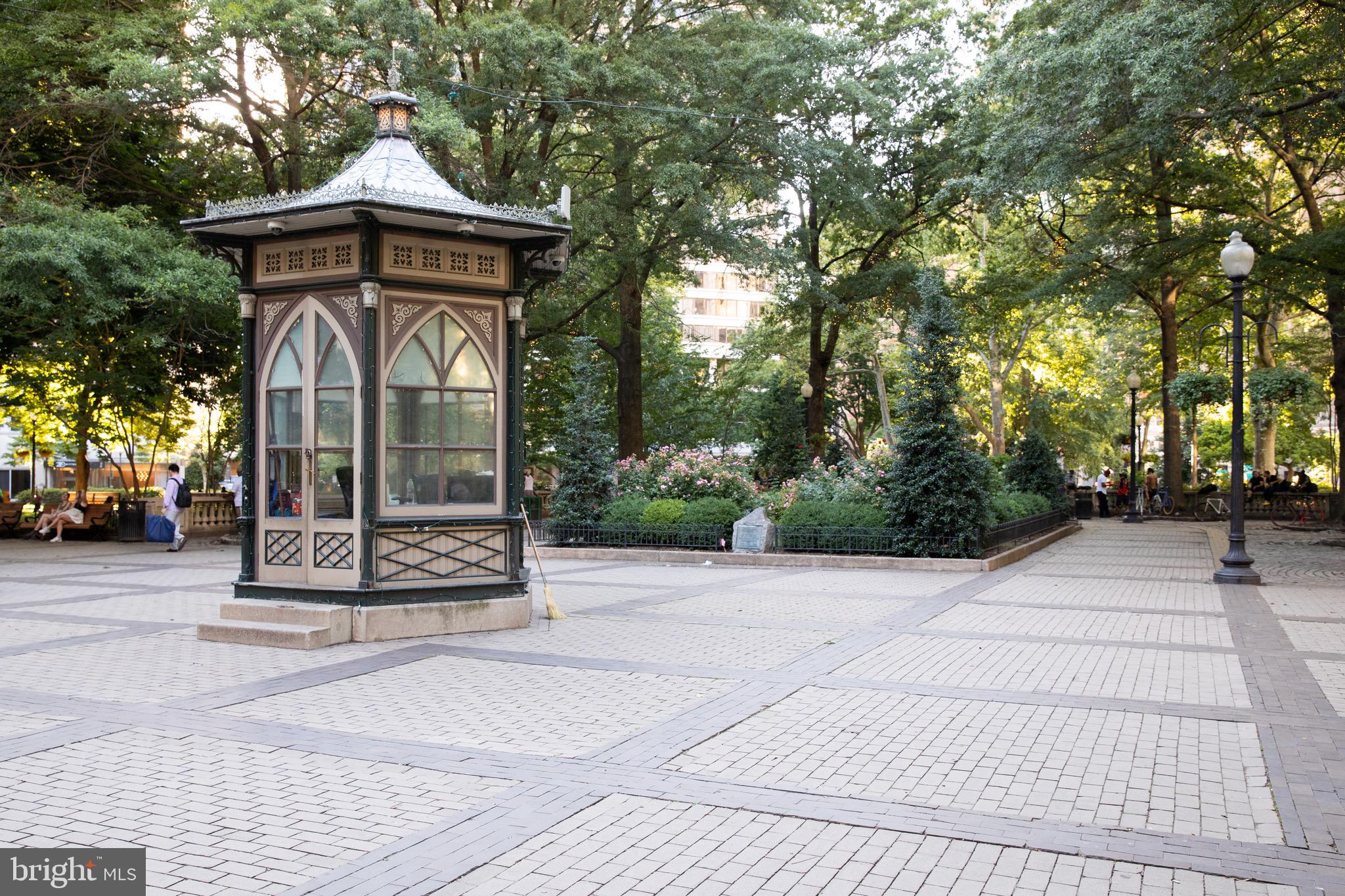 RITTENHOUSE SQUARE - Residential