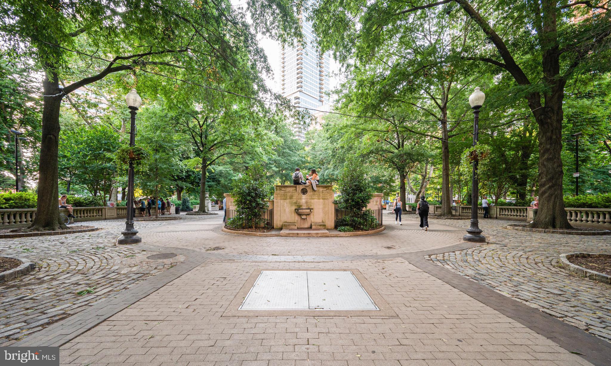 RITTENHOUSE SQUARE - Residential