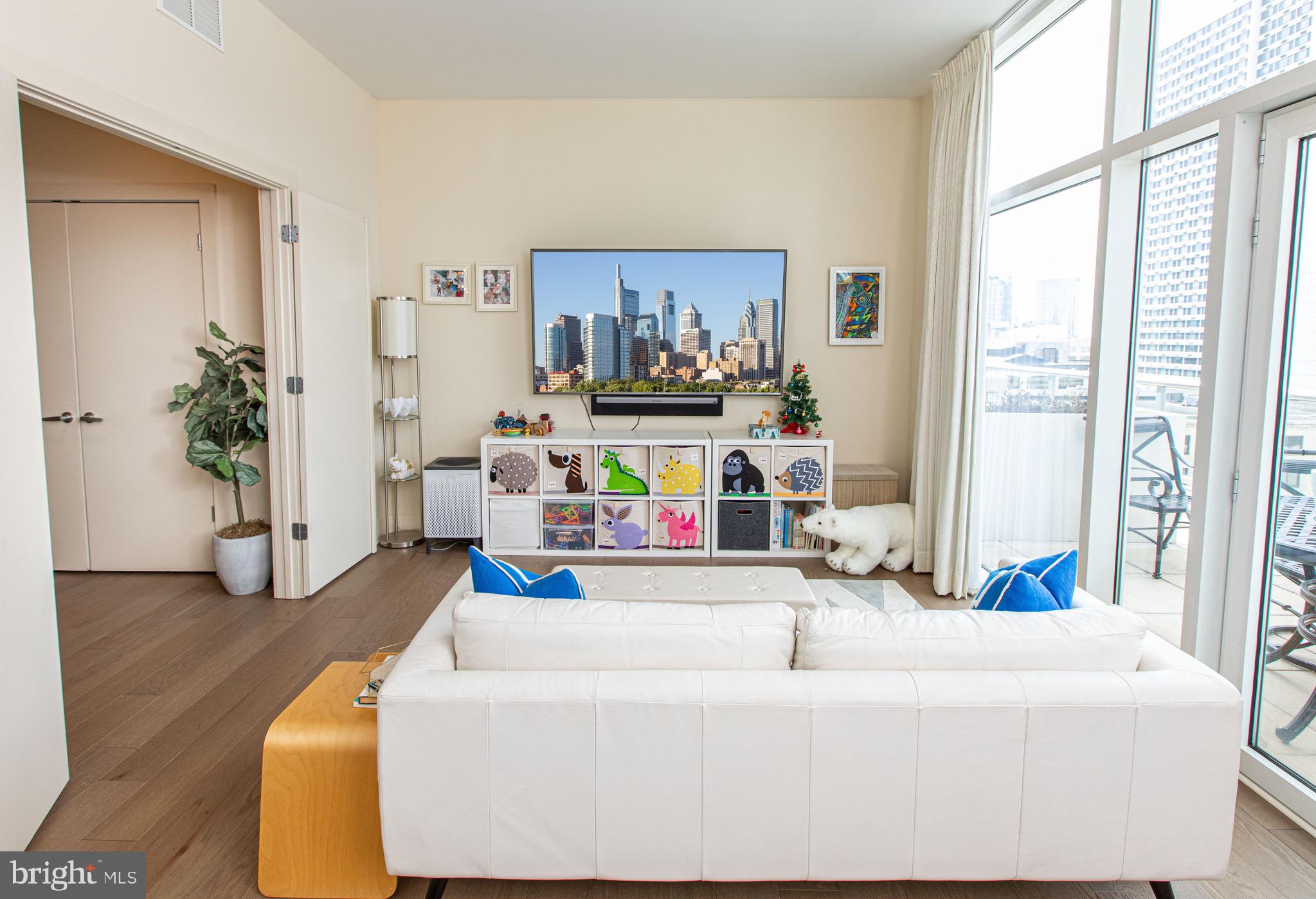 RITTENHOUSE SQUARE - Residential