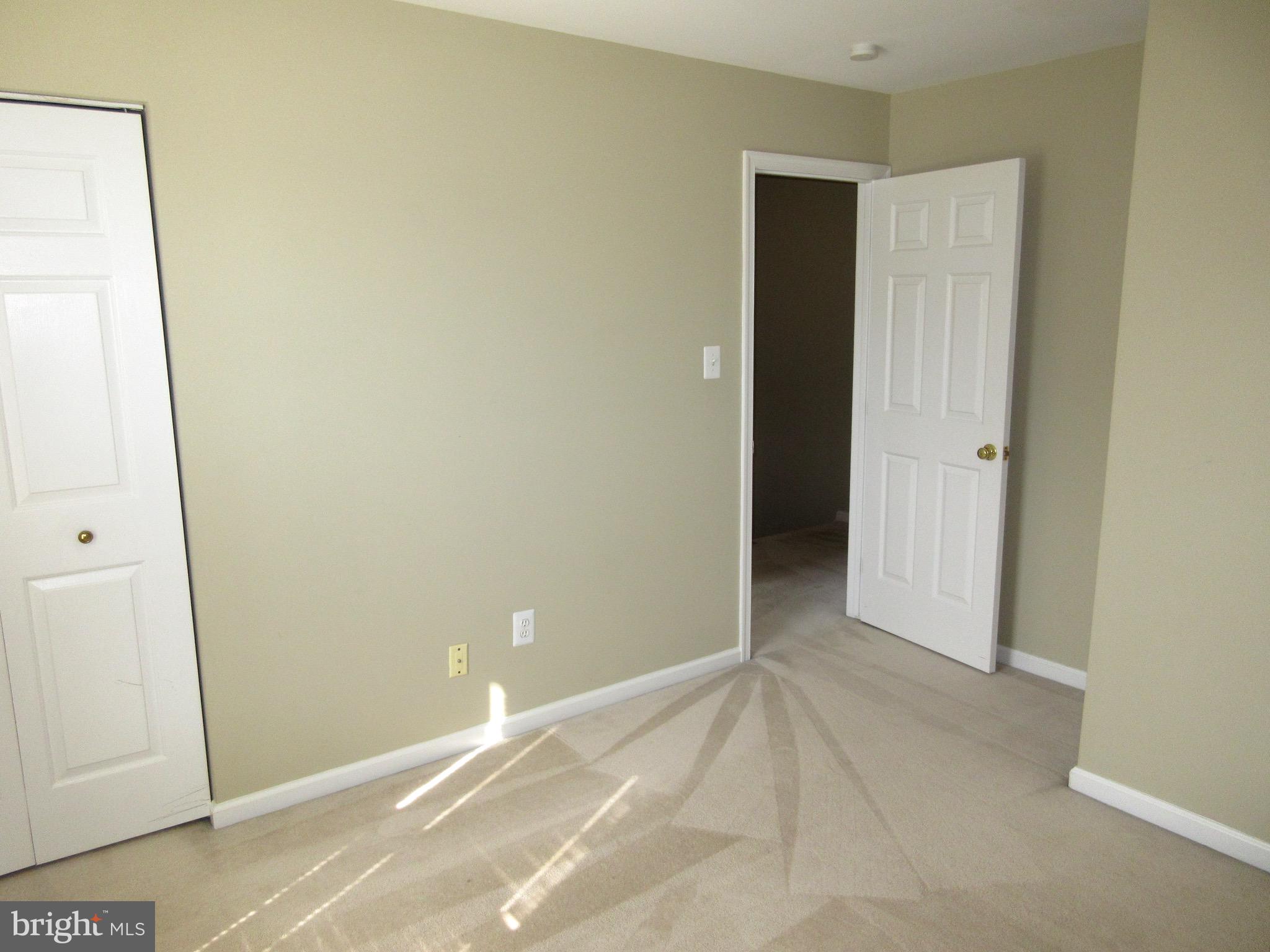 KINGSTOWNE - Residential Lease