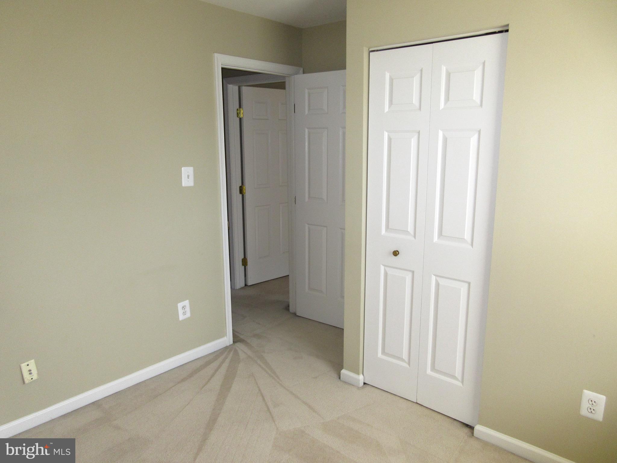 KINGSTOWNE - Residential Lease