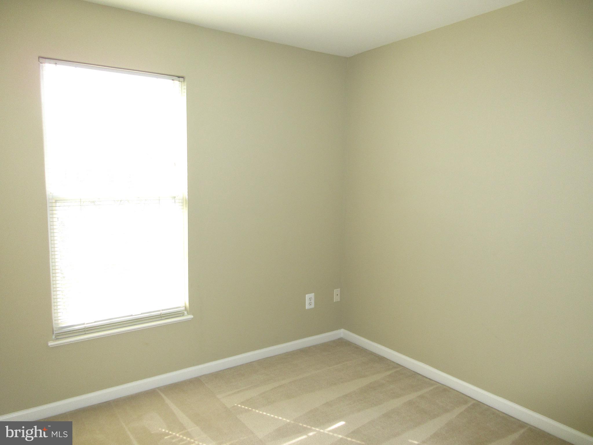 KINGSTOWNE - Residential Lease