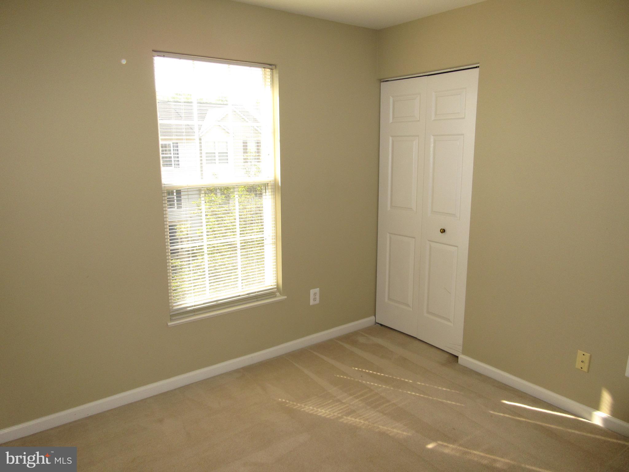 KINGSTOWNE - Residential Lease