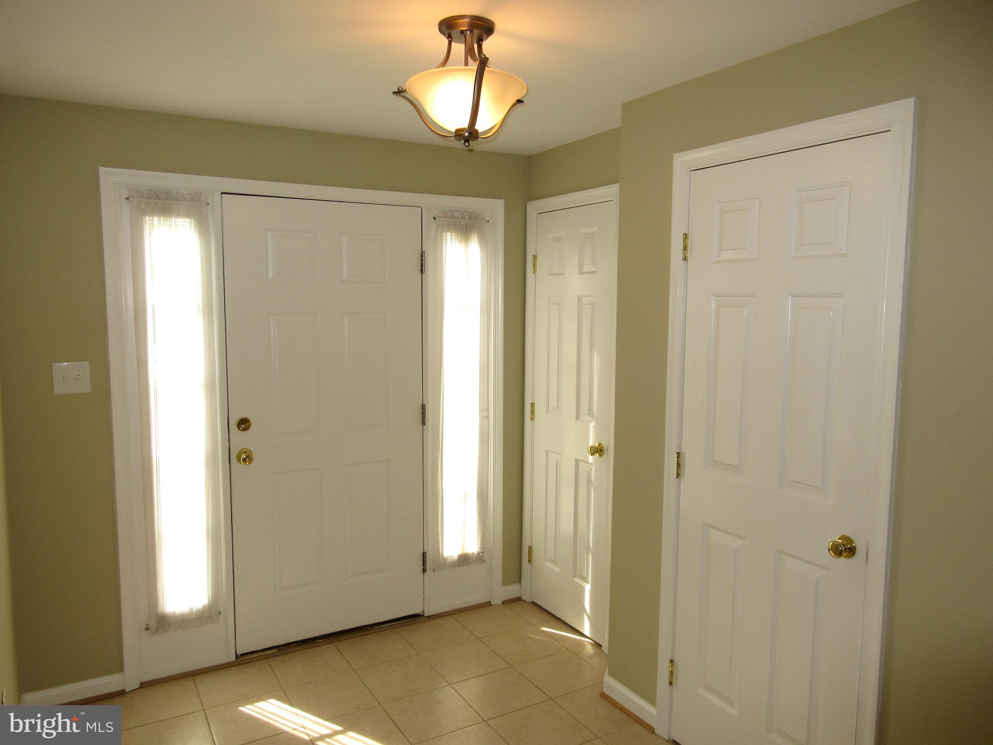 KINGSTOWNE - Residential Lease