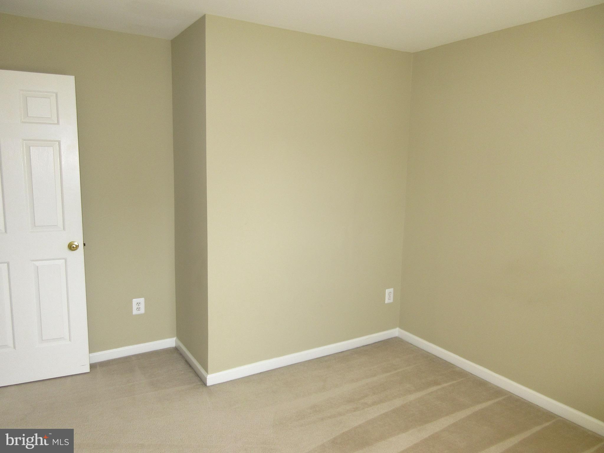 KINGSTOWNE - Residential Lease