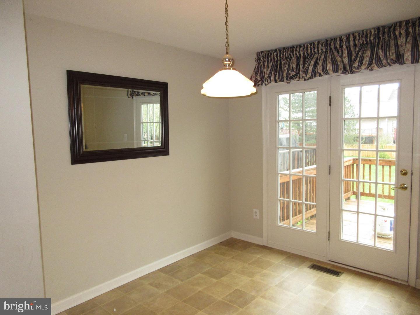 KINGSTOWNE - Residential Lease