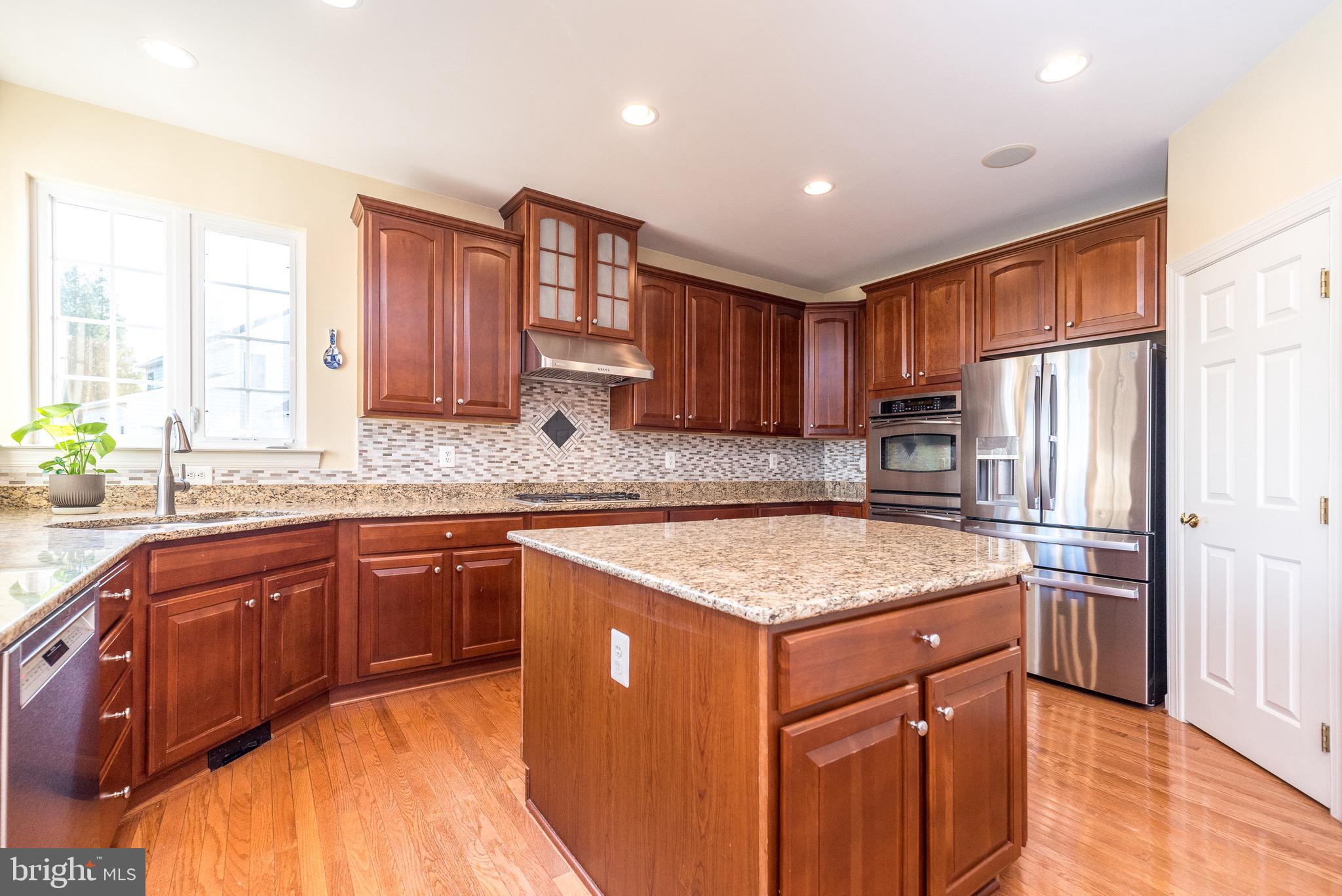 LEDERACH GOLF FAIRWY - Residential