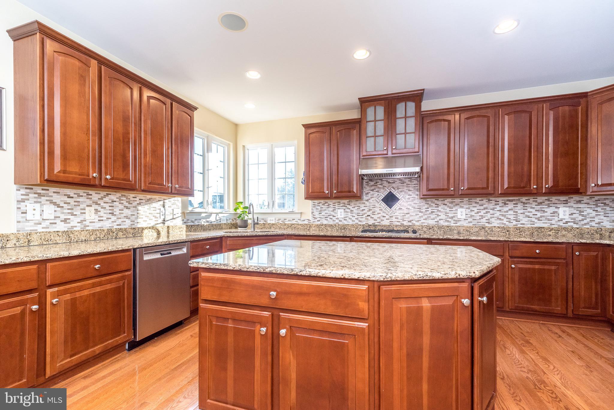 LEDERACH GOLF FAIRWY - Residential