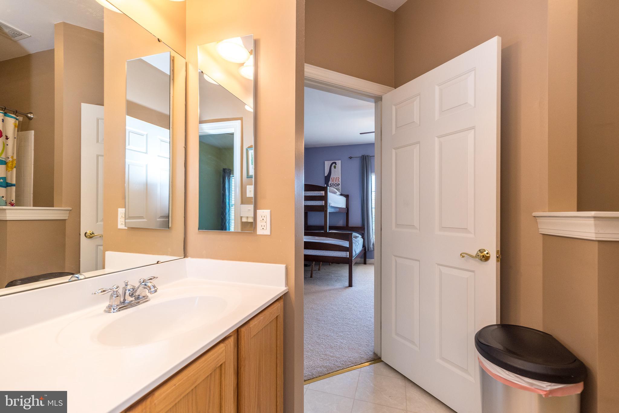 LEDERACH GOLF FAIRWY - Residential