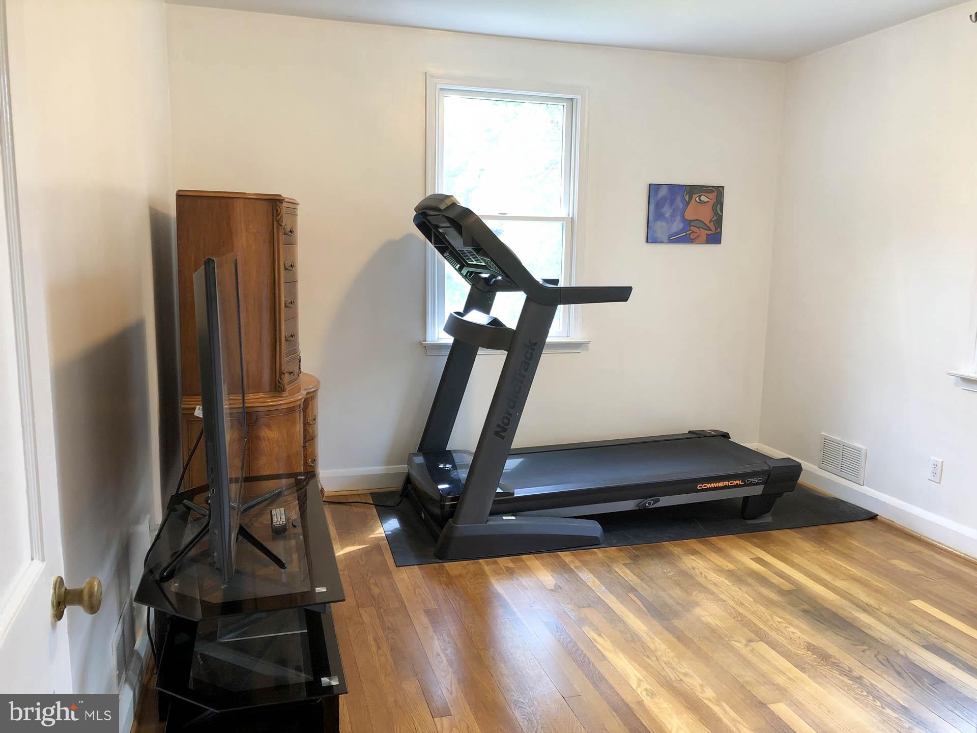 KNOLLBROOK - Residential