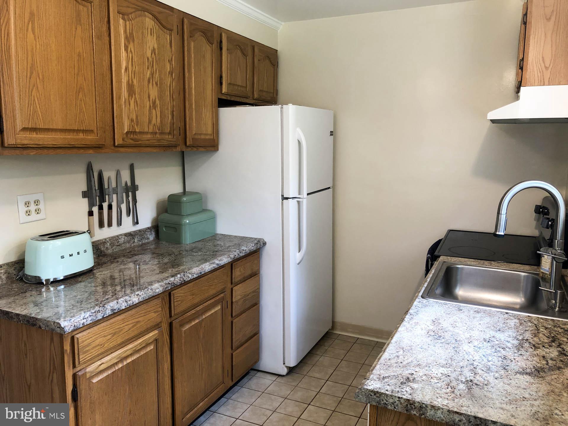 KNOLLBROOK - Residential