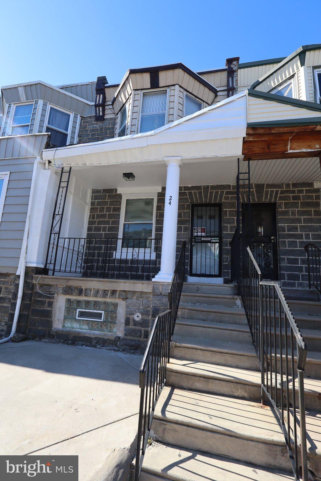 24 S DEWEY STREET