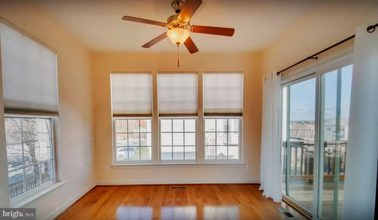 SUMMIT RIDGE - Residential Lease