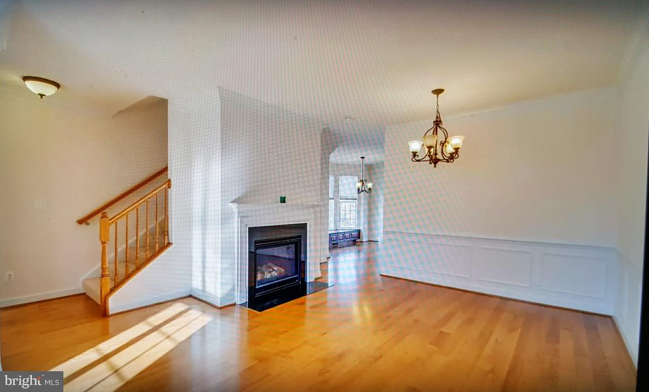 SUMMIT RIDGE - Residential Lease