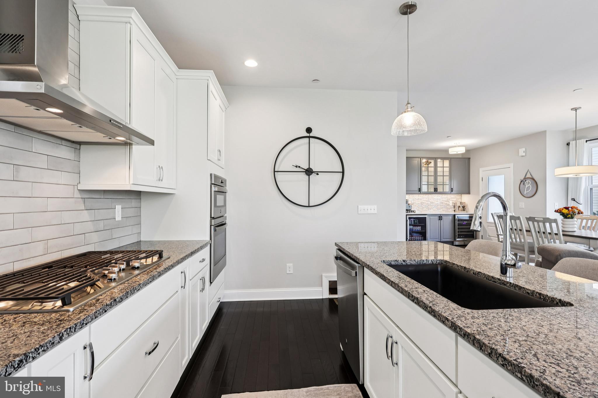 THE RESERVE AT S M - Residential