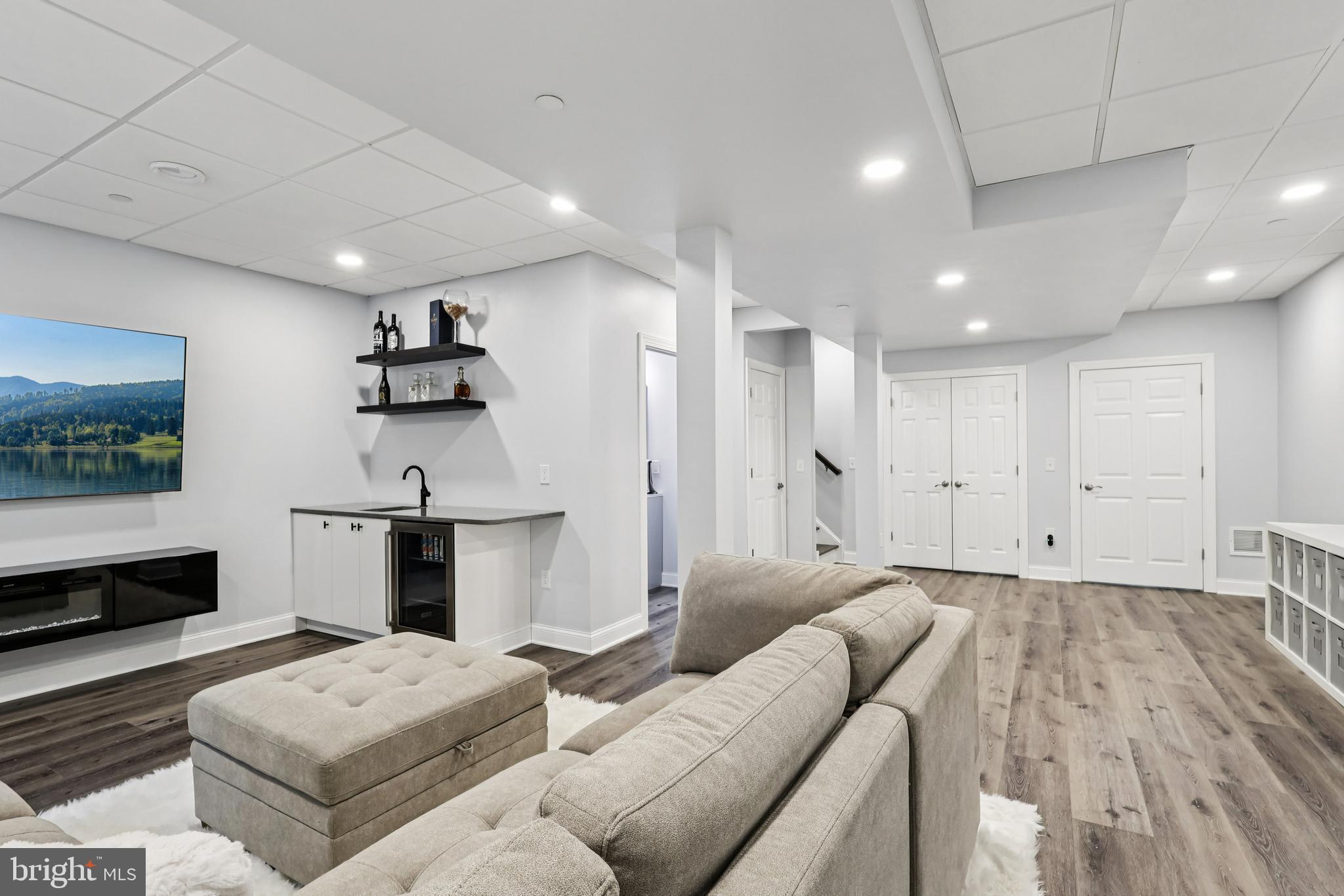 THE RESERVE AT S M - Residential