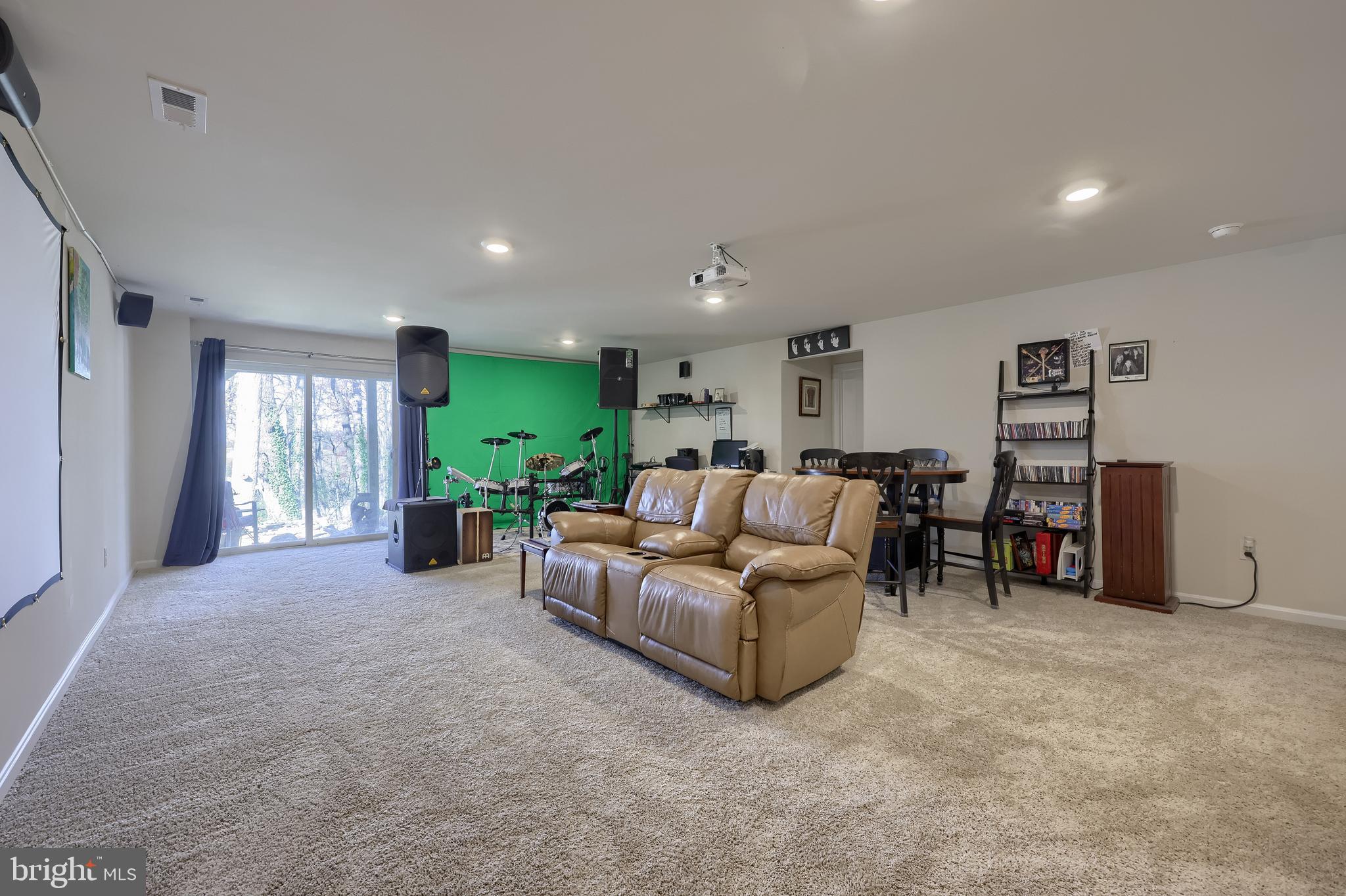 PAHAGACO HILLS - Residential