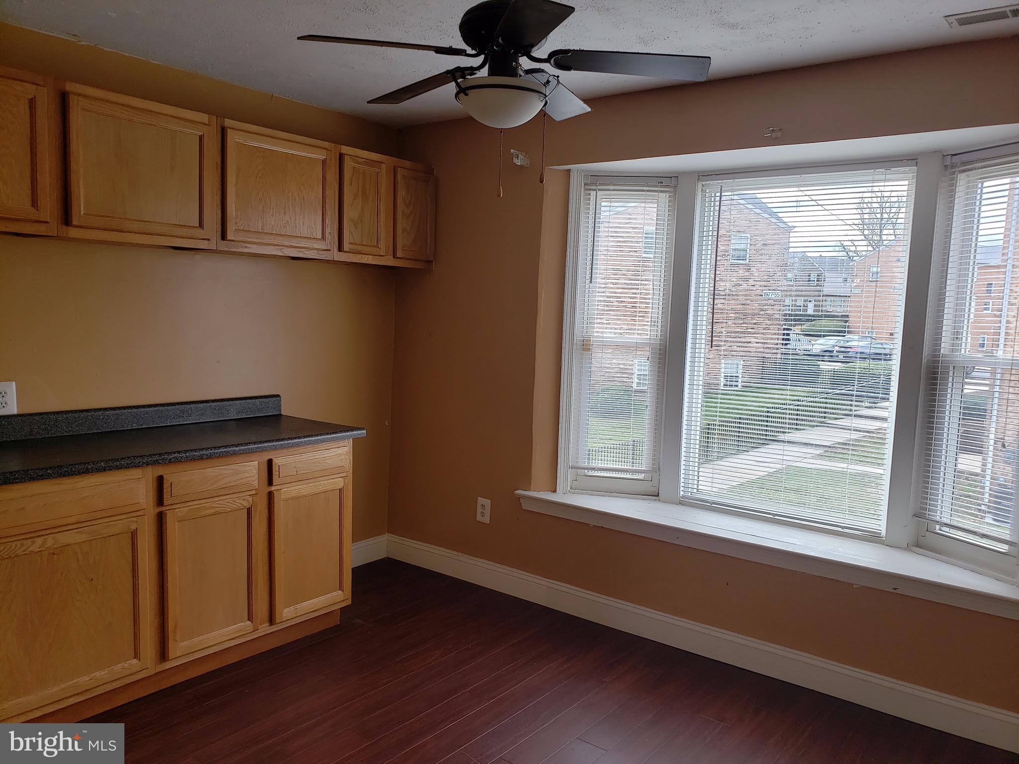 OLD TOWNE VILLAGE CONDOMINIUMS - Residential