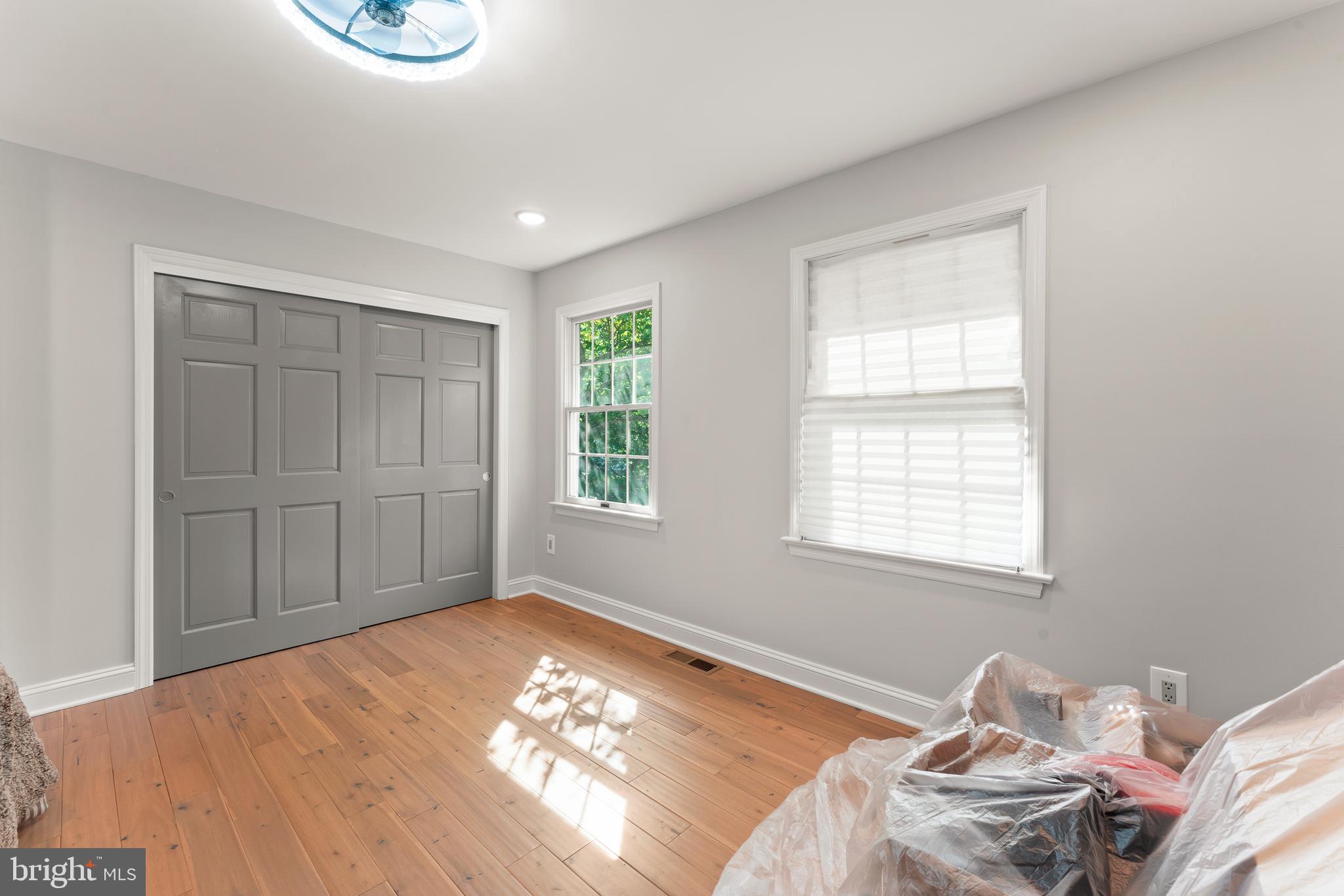 SPRING MDWS - Residential